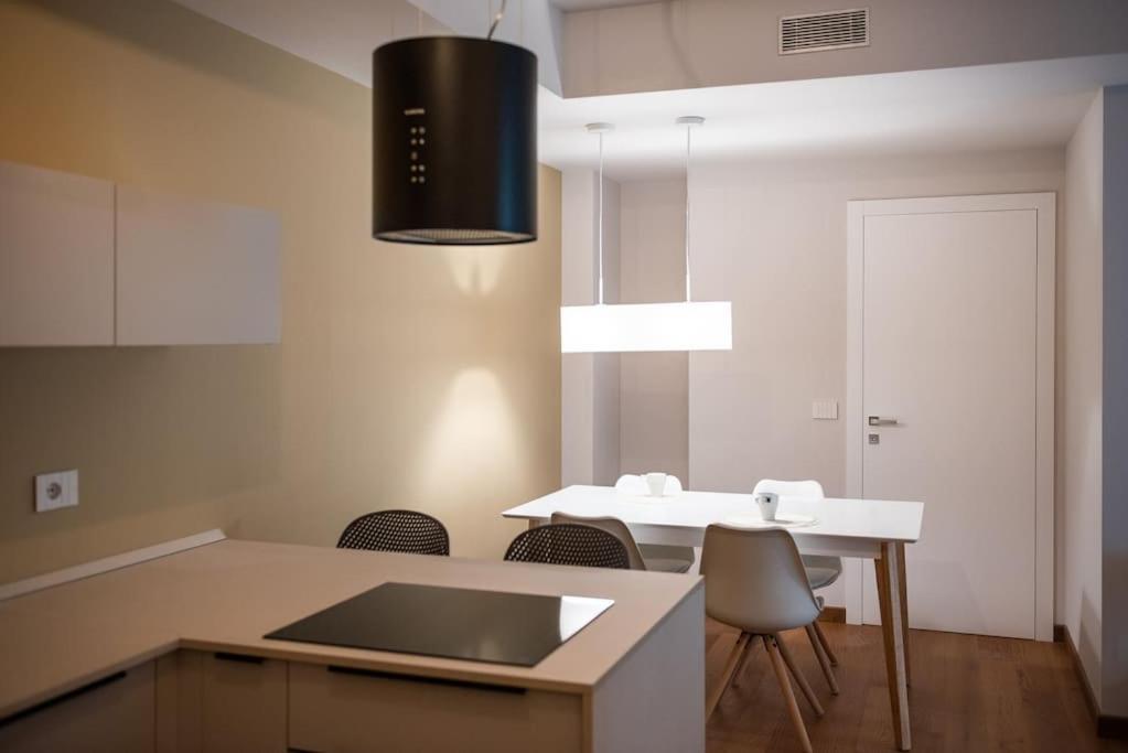 Trilocale Nel Centro Di Apartment