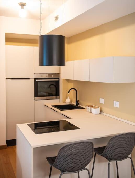 Apartment Trilocale Nel Centro Di *