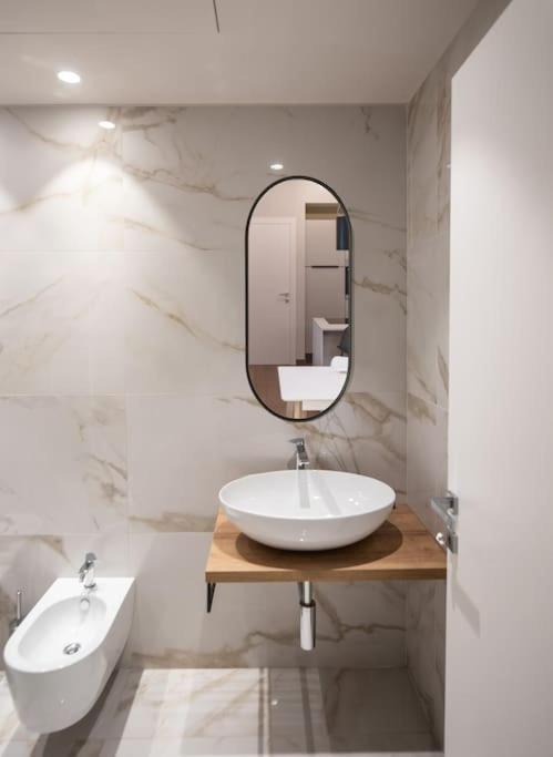 Apartment Trilocale Nel Centro Di Turin